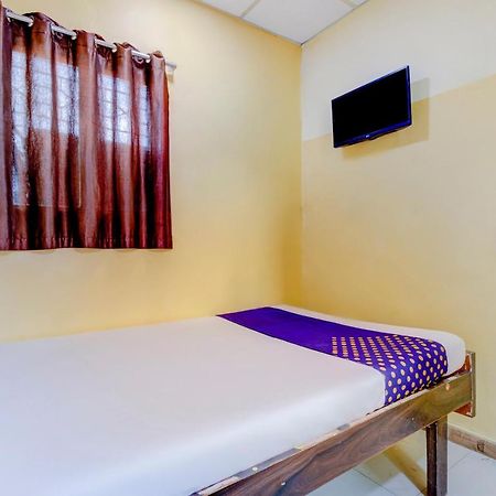 Oyo 70661 Hotel Al Makkah Managed By Hotel Paris Mumbai Exterior foto