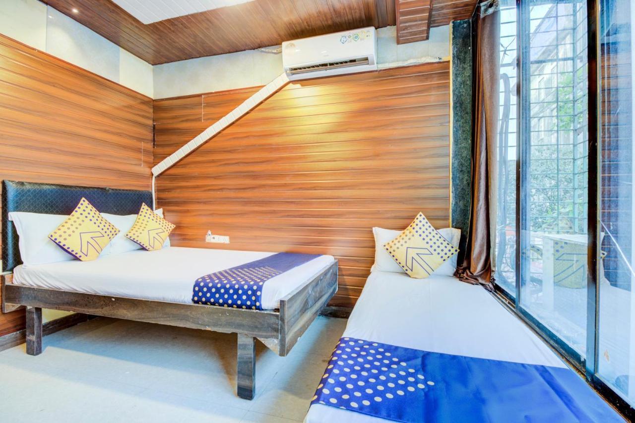 Oyo 70661 Hotel Al Makkah Managed By Hotel Paris Mumbai Exterior foto