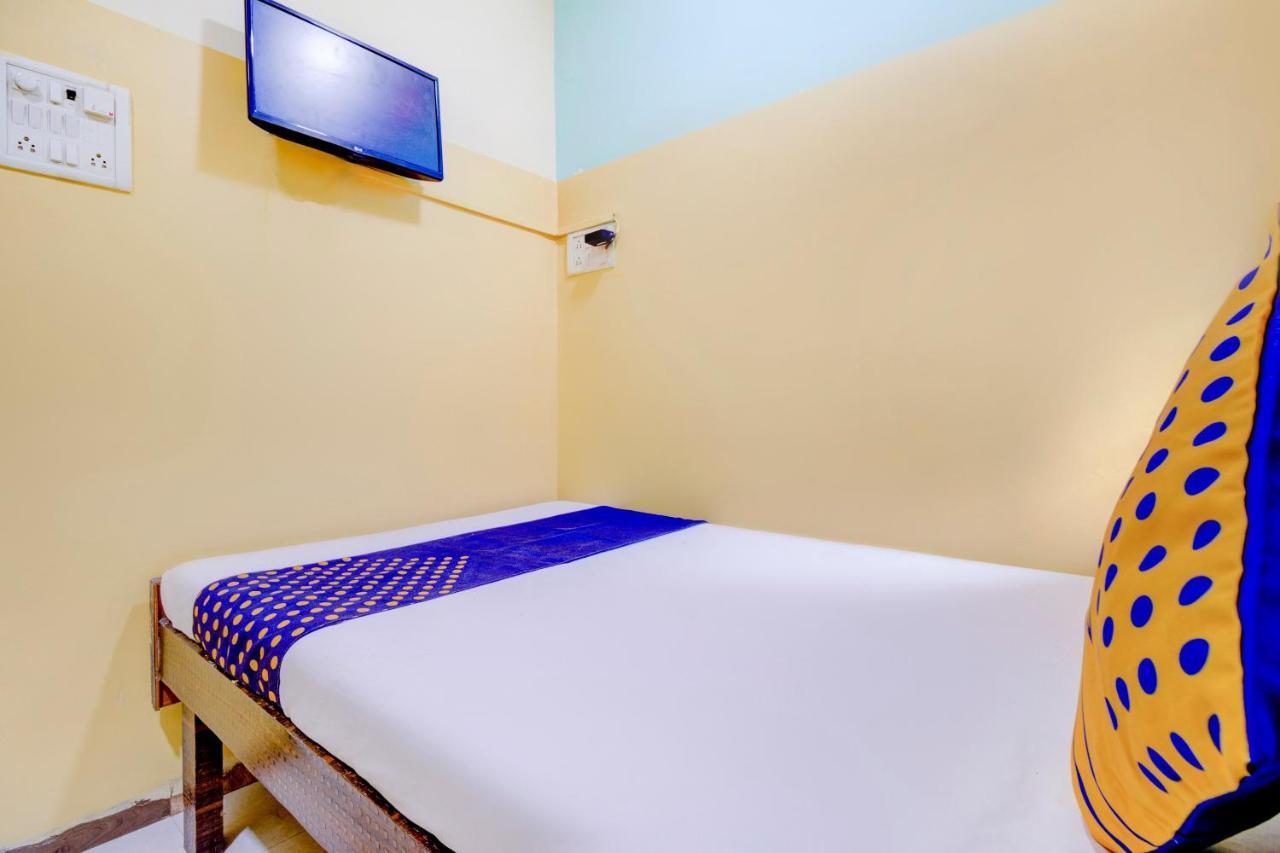 Oyo 70661 Hotel Al Makkah Managed By Hotel Paris Mumbai Exterior foto